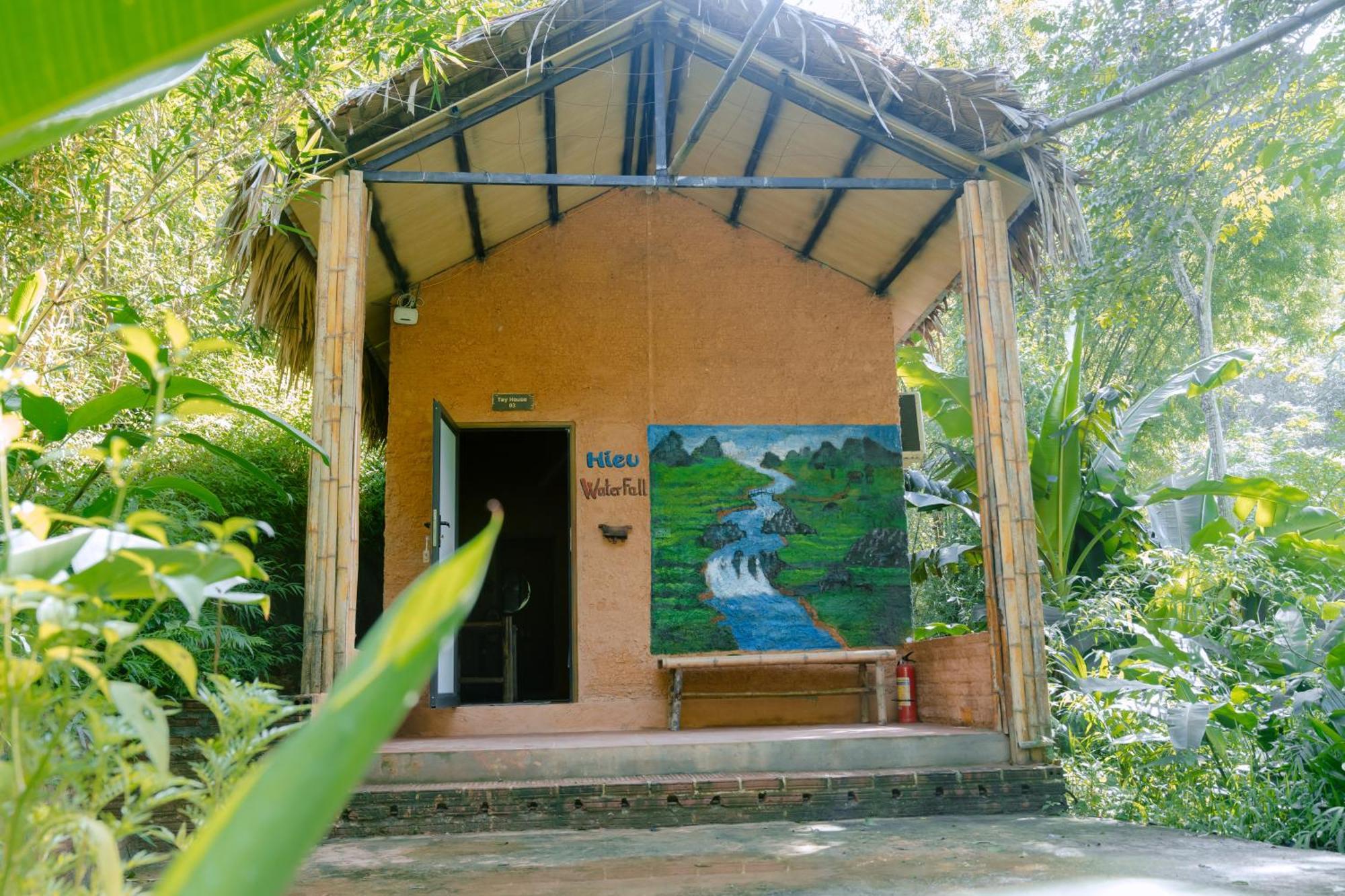 Pu Luong Homestay & Tours Huong Ba Thuoc Exterior foto